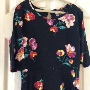 💙 $8 w/bundle Sweet, Floral Old Navy Dress, Size 10/12 🌸